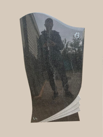 Памятник 13